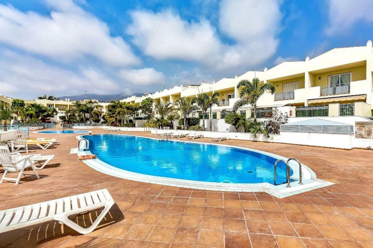Hébergement de vacances Oasis Fanabe Townhouse